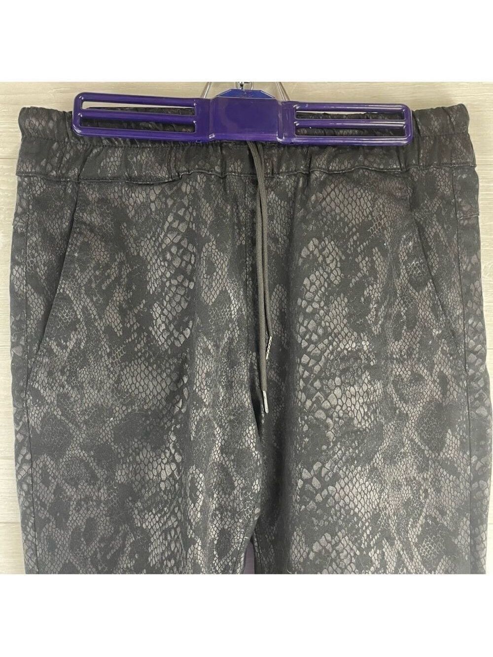 Bevy Flog Shely Black Python High Rise Drawstring Pants‎ - Picture 4 of 8